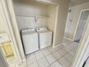 2132 Fairplay St, Unit Upper Level in Aurora, CO - Building Photo - Building Photo