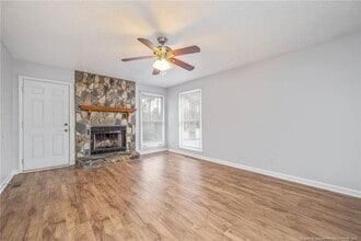 6577 Green Meadow Ct in Fayetteville, NC - Building Photo - Building Photo