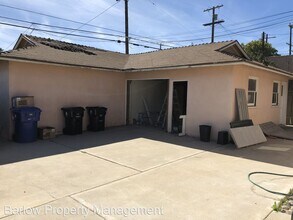 17834 Los Alimos St in Los Angeles, CA - Building Photo - Building Photo
