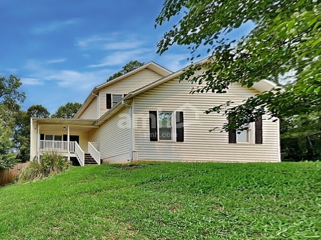 property at 1005 Whispering Woods Dr
