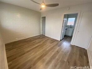 120 Kihapai St in Kailua, HI - Building Photo - Building Photo