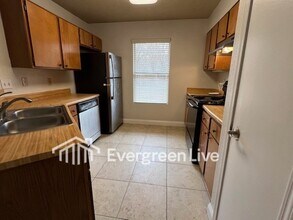 102 Barnsbury Ct in Raeford, NC - Building Photo - Building Photo