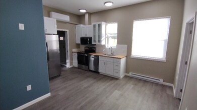 653 Finley Gulch Rd in Colville, WA - Foto de edificio - Building Photo