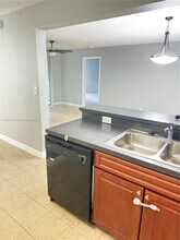 10161 W Sunrise Blvd in Plantation, FL - Building Photo - Building Photo