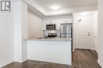 5055 Greenlane in Lincoln, ON - Building Photo - Building Photo