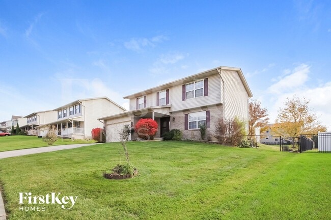 3025 Apple Knoll Ln in Middletown, OH - Foto de edificio - Building Photo