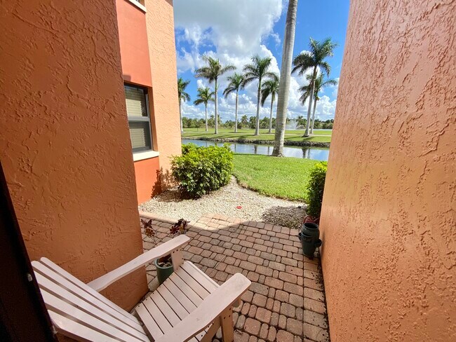 1516 Mainsail Dr in Naples, FL - Building Photo - Building Photo