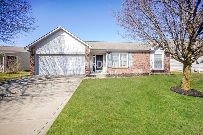 7356 Pipestone Dr in Indianapolis, IN - Building Photo