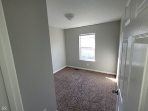 146 E Center Dr in Mooresville, IN - Building Photo - Building Photo