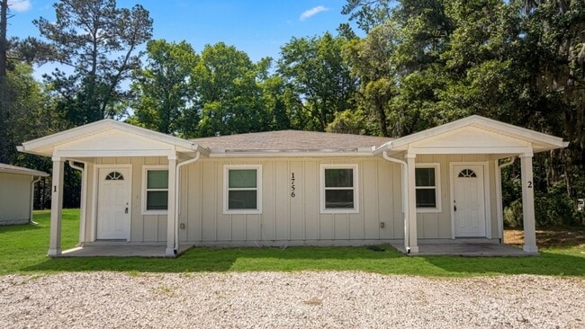 1756 Lane Ave S in Jacksonville, FL - Building Photo - Building Photo