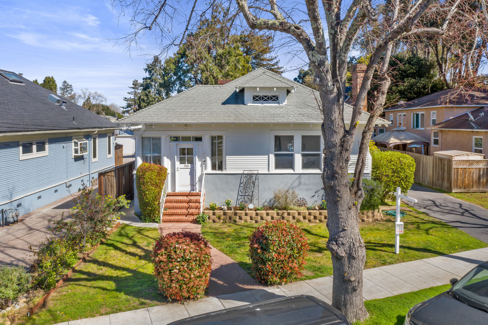 706 Linden in Burlingame, CA - Building Photo