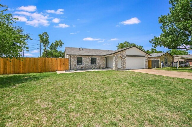 1606 Normeadows Cir