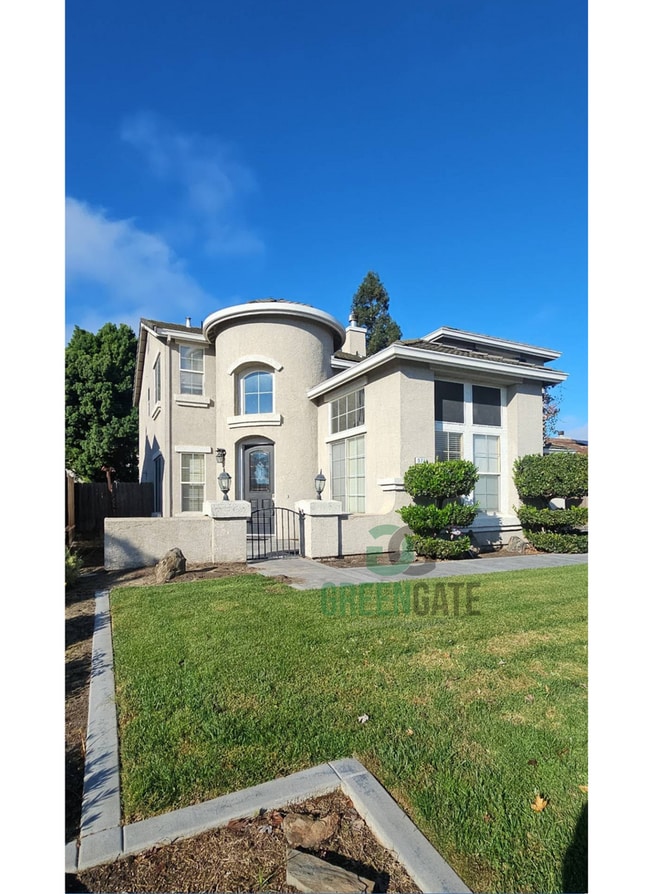 571 Zurich Dr in Manteca, CA - Building Photo - Building Photo