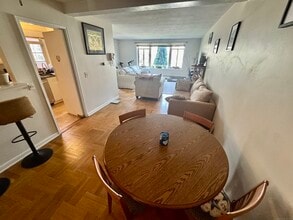 30 Outlook Ave in West Hartford, CT - Building Photo - Building Photo