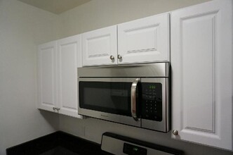 1848 Commonwealth Ave in Boston, MA - Building Photo - Building Photo