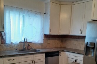 1109 S Rimpau Blvd in Los Angeles, CA - Building Photo - Building Photo