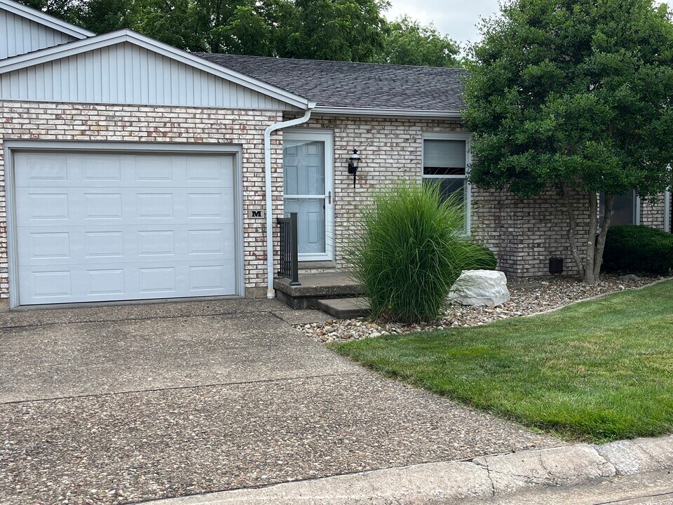 1811 S 24th St in Quincy, IL - Building Photo
