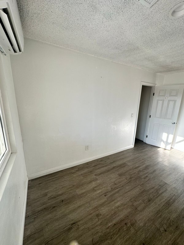 9490 Elm Ave, Unit A in Fontana, CA - Building Photo - Building Photo