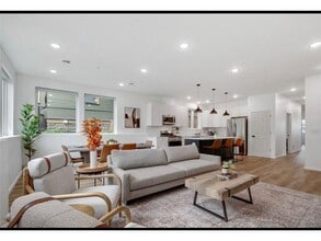 3310 Lyndale Ave S in Minneapolis, MN - Building Photo - Building Photo