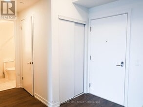 251 Masonry Wy in Mississauga, ON - Building Photo - Building Photo