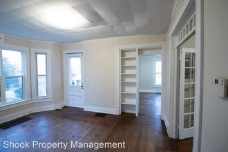 1933 Salem St in Lafayette, IN - Foto de edificio - Building Photo