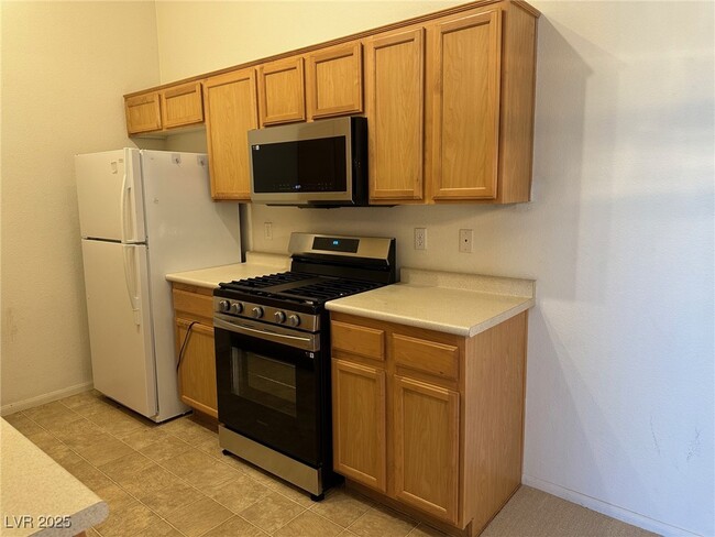 property at 3544 Desert Cliff St