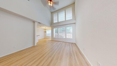 2632 Century Park Blvd in Austin, TX - Building Photo - Building Photo