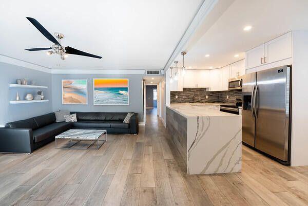 922 Flanders T in Delray Beach, FL - Building Photo