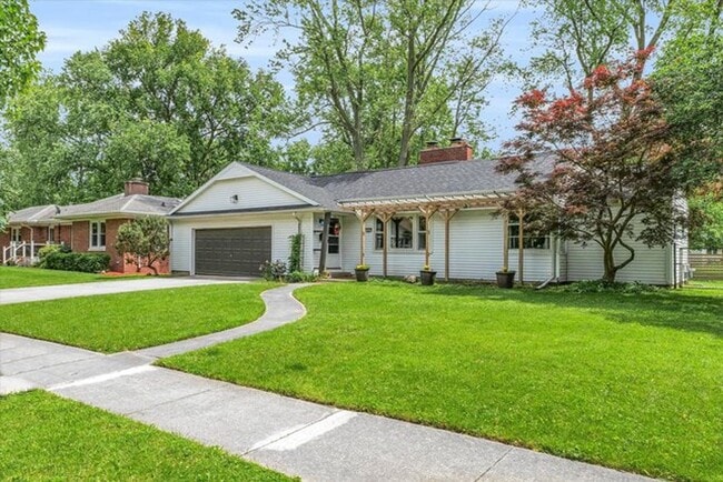 property at 1207 W University Ave