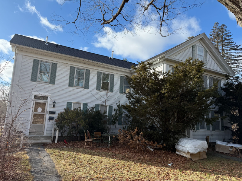 28 Elm St in North Brookfield, MA - Building Photo