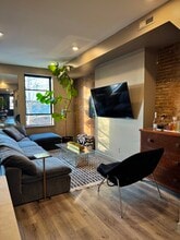 515 Mosher St, Unit 2 in Baltimore, MD - Building Photo - Building Photo