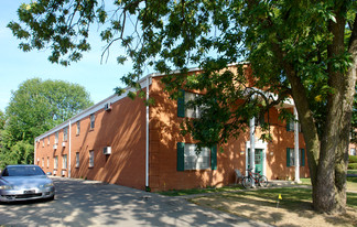 1401 Broadview Ave Apartments