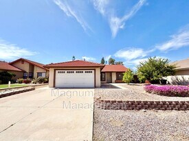 25268 Shadescale Dr in Murrieta, CA - Building Photo