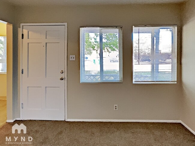 412 Margrave Dr in Reno, NV - Building Photo - Building Photo