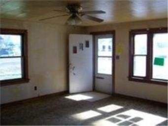 301 W Washington Ave in Owensville, MO - Building Photo - Building Photo