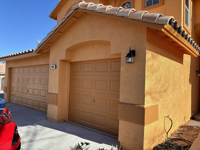 4908 Golfridge Dr in Las Vegas, NV - Building Photo - Building Photo