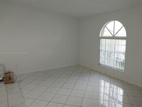2424 SW 143rd Pl in Miami, FL - Building Photo - Building Photo