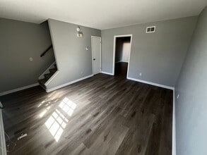 1 Hartsville Dr in Taylors, SC - Building Photo - Building Photo