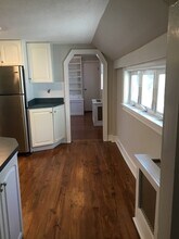 98 North St-Unit -2 in Medfield, MA - Building Photo - Building Photo