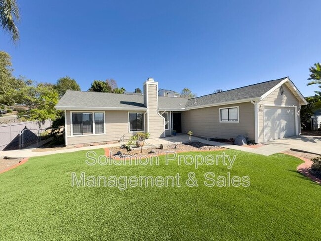 property at 905 Viewpoint Dr