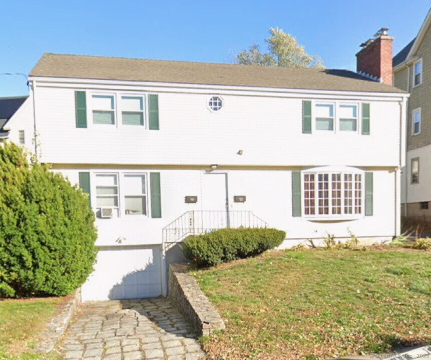 266 Linwood St in New Britain, CT - Building Photo