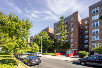 2727 Ocean Pky in Brooklyn, NY - Building Photo - Building Photo