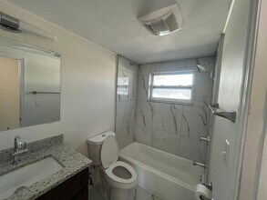 9318 Grandfield Rd in Thonotosassa, FL - Building Photo - Building Photo