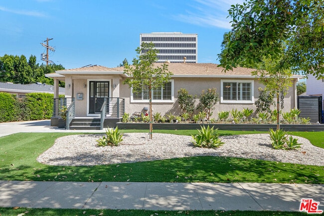 property at 21037 Costanso St