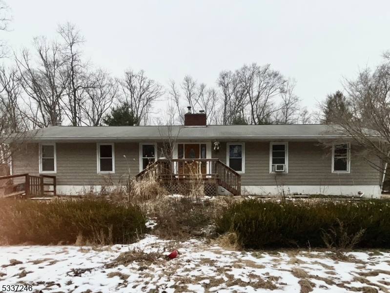 28 Sharrer Rd in Port Murray, NJ - Foto de edificio