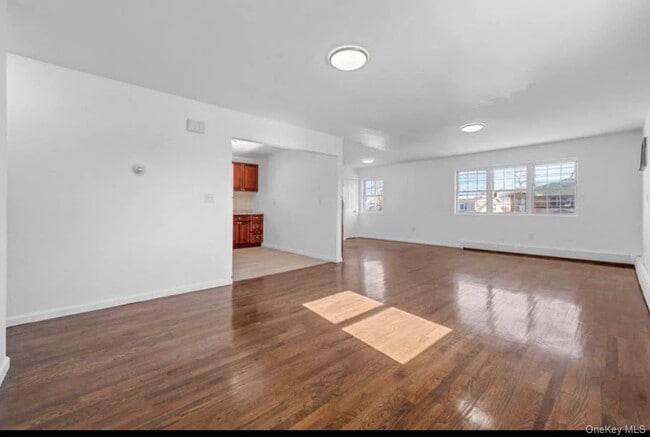 147-20 223rd St in Queens, NY - Building Photo - Building Photo