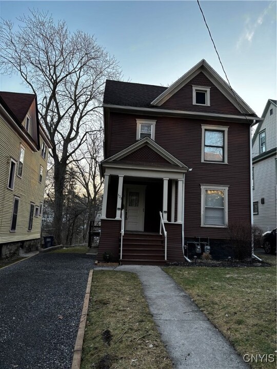 131 Strong Unit 2 Ave in Syracuse, NY - Building Photo
