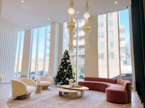 30-55-55 Vernon Blvd in Queens, NY - Building Photo - Building Photo