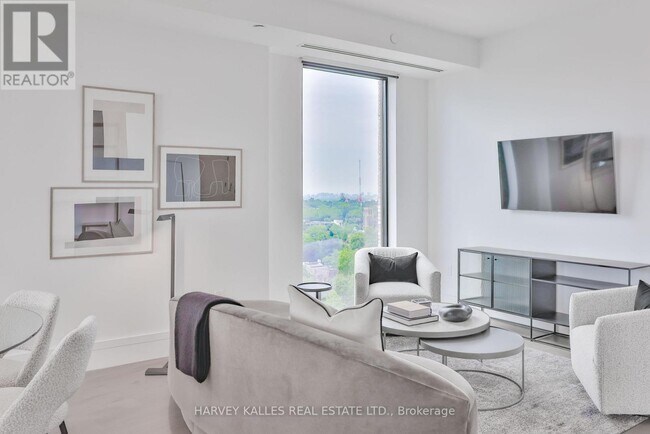 215 Lonsdale Rd in Toronto, ON - Building Photo - Building Photo