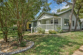 3414 Hollywood Ave in Austin, TX - Building Photo - Building Photo